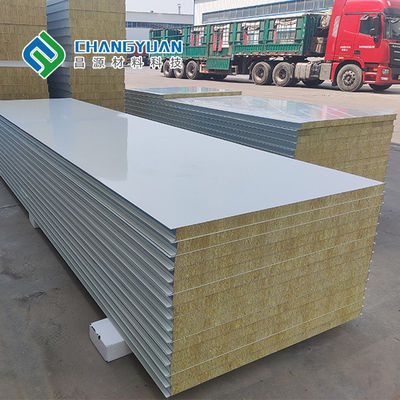 แผ่นผนังห้องสะอาดที่ทําด้วยเครื่องจักรที่มีคุณสมบัติกันฝุ่นและกันสแตตติกสําหรับโรงงานแปรรูปอาหาร