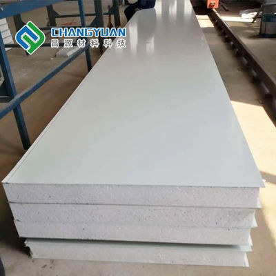 แผ่นแซนวิช 50 มม. - 200 มม. สำหรับหลังคาพื้นผิว PVC / SMP / PVF
