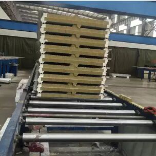 Polyurethane structural insulated panels outdoor roof panels foam core roofing profile sandwich panels 
