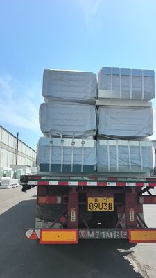 Lightweight PIR Roof Panels with Thermal Conductivity ≤0.02W/m·K and Corrosion Resistant Foam Sandwich Roof Panels